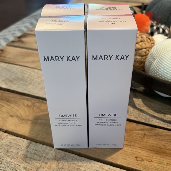Mary Kay Other - New In Box Mary Kay Timewise 4-in-1 Cleanser. 4.5 oz.